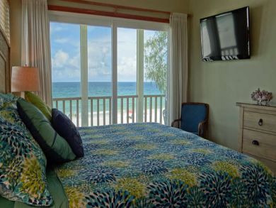 Wonderful Spacious and Open Beach Front  Townhouse Sleeps 6